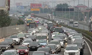 Hà Nội phân luồng giao thông nhằm giảm ùn tắc cuối năm