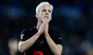 Barca nguy cơ mất gần 300 triệu USD vì Dani Olmo