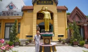 Khu tưởng niệm Chủ tịch Hồ Chí Minh của cựu binh 90 tuổi