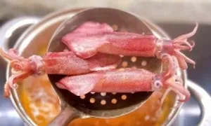 Trào lưu 'mukbang' khiến mực ống sốt giá, khan hàng Trào lưu 'mukbang' khiến mực ống sốt giá, khan hàng
