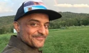 Trả thù ông chủ triệu phú vì 'bắt hít đất 500 lần mới trả lương'